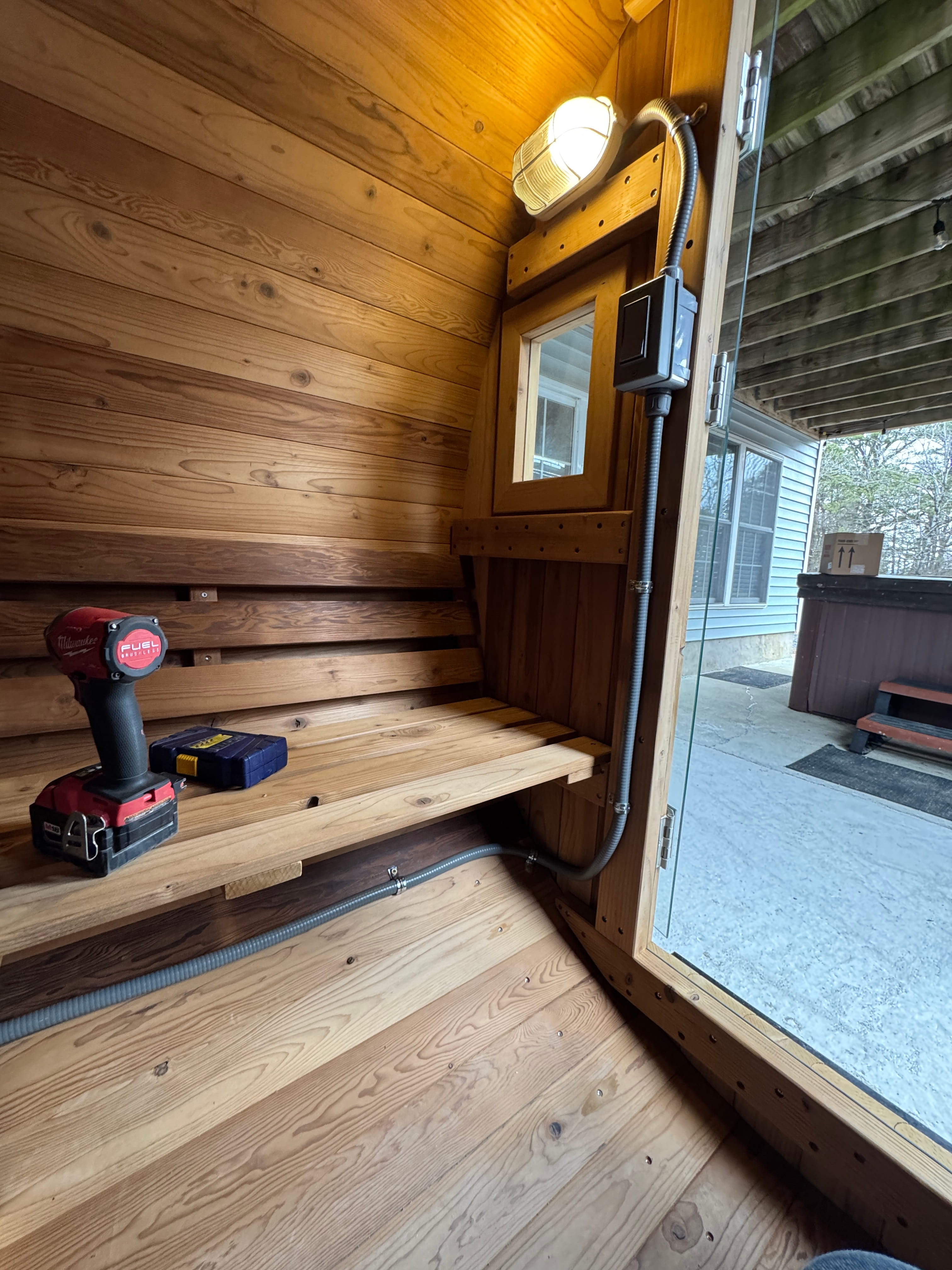 Sauna light installation by GUD Electric